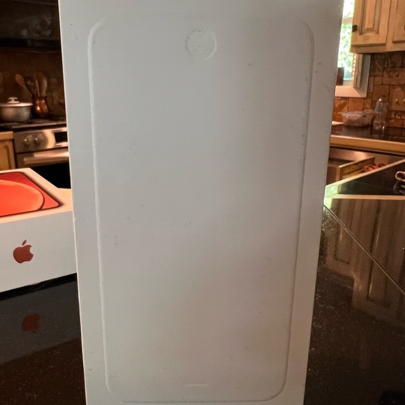 iPhone boxes - Picture 3 of 5